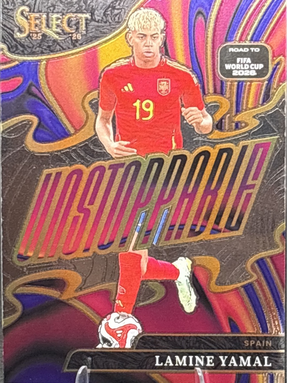 Panini Select Unstoppable Lamine Yamal Soccer Card
